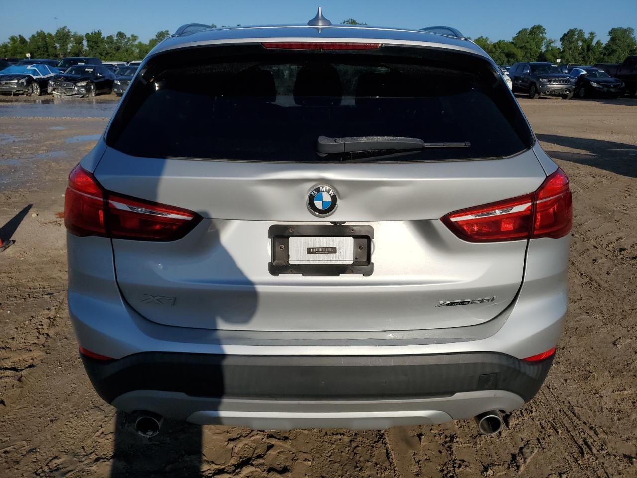 WBXHT3C38J5L32194 2018 BMW X1 xDrive28I