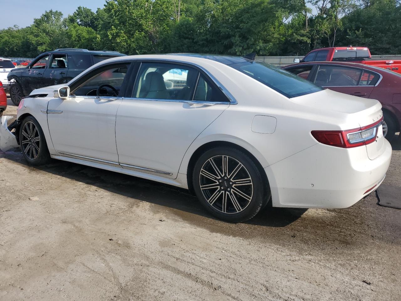 1LN6L9NP0K5606377 2019 Lincoln Continental Reserve