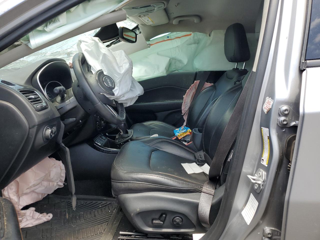 3C4NJCCB8KT662495 2019 Jeep Compass Limited