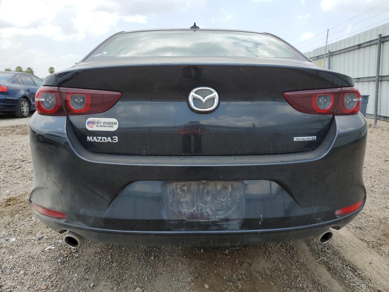 2019 Mazda 3 Preferred Plus vin: JM1BPACMXK1101746