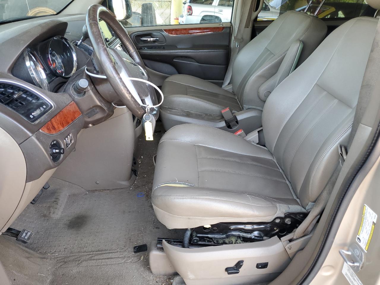 2C4RC1BG6ER249821 2014 Chrysler Town & Country Touring