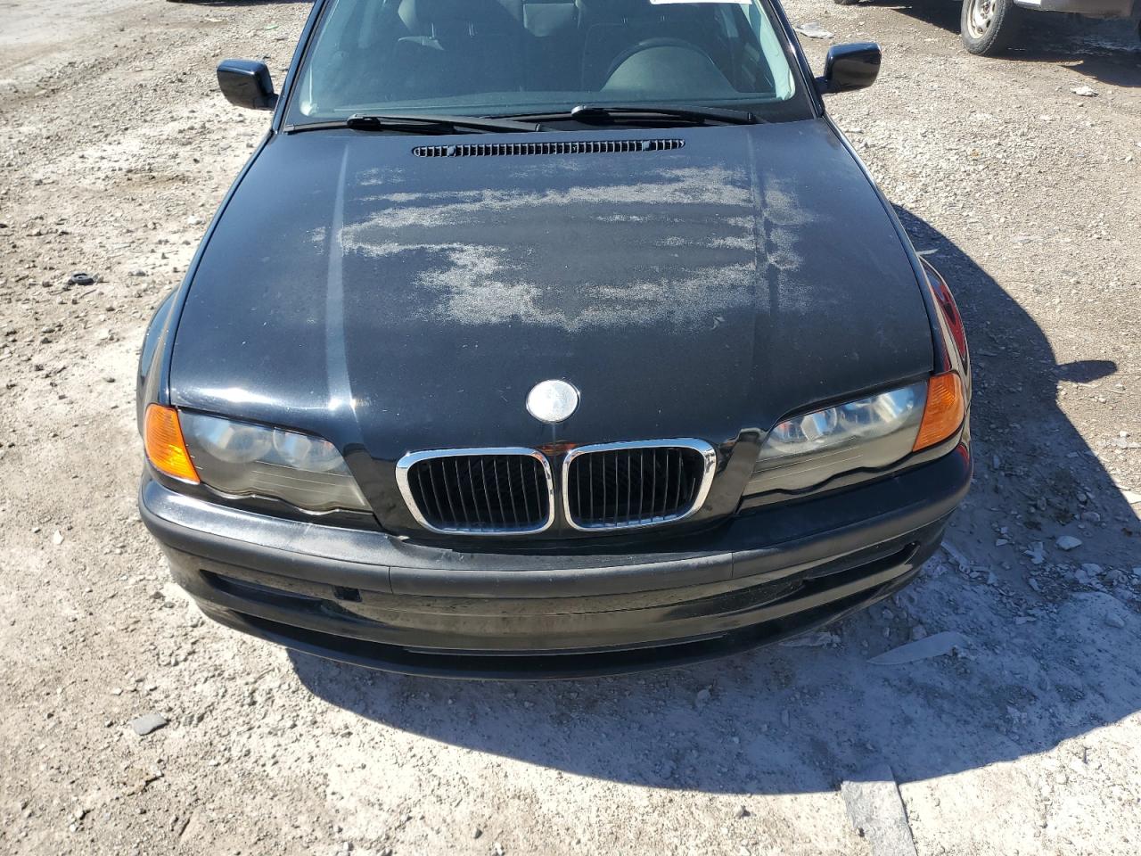 WBAET374X3NJ24532 2003 BMW 325 I