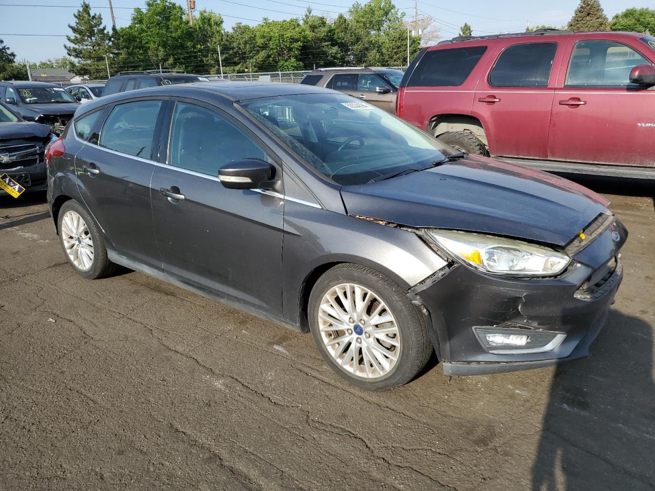 2015 Ford Focus Titanium vin: 1FADP3N24FL358028