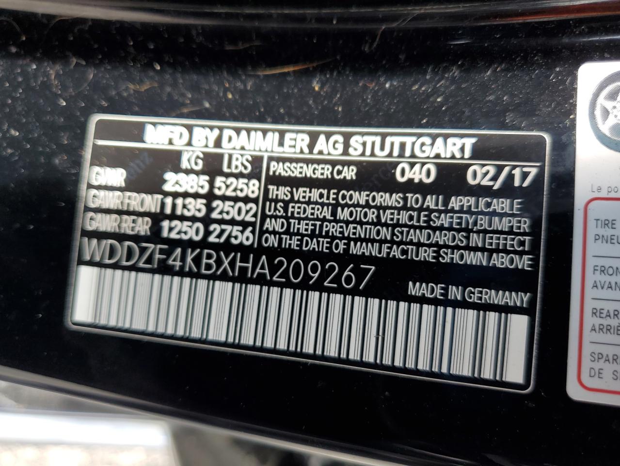 WDDZF4KBXHA209267 2017 Mercedes-Benz E 300 4Matic