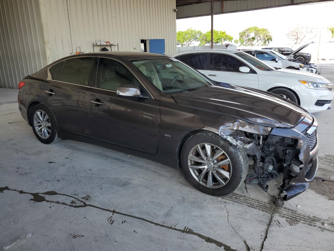 JN1EV7AP7GM300734 2016 Infiniti Q50 Premium