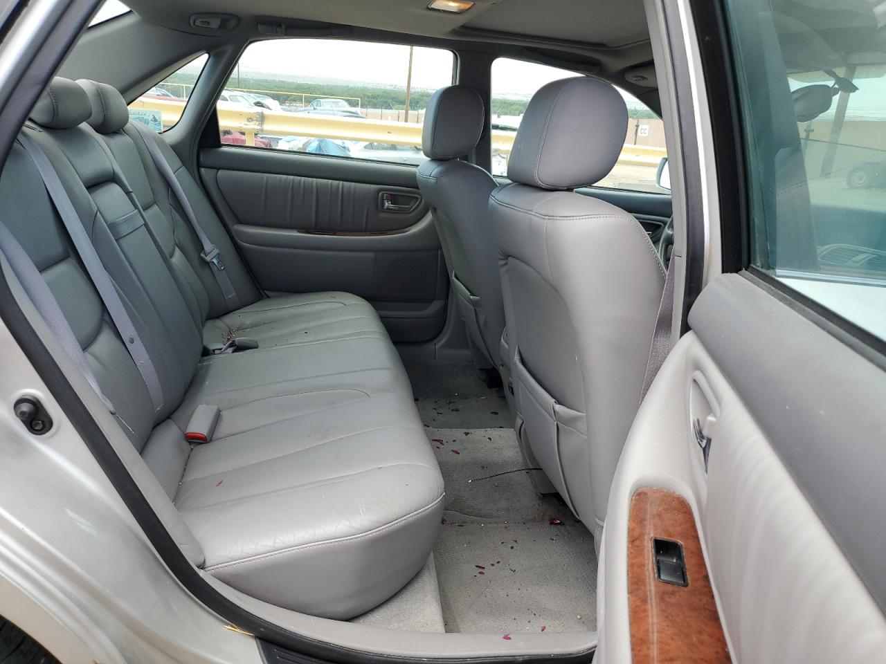 4T1BF28B72U217223 2002 Toyota Avalon Xl