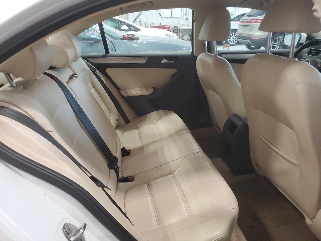 3VWD67AJ6GM412332 2016 Volkswagen Jetta Se