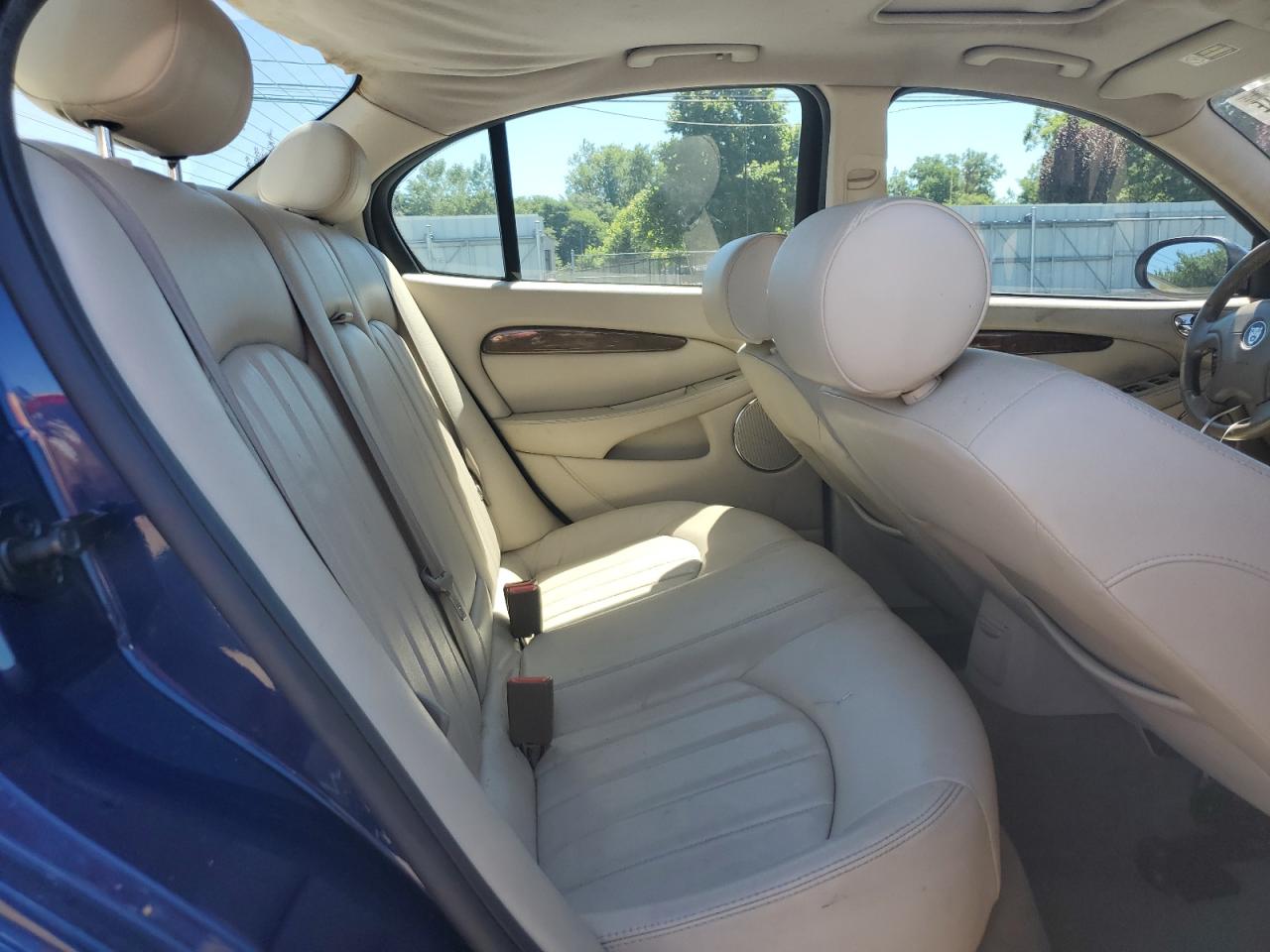 SAJEA51D52XC60801 2002 Jaguar X-Type 2.5