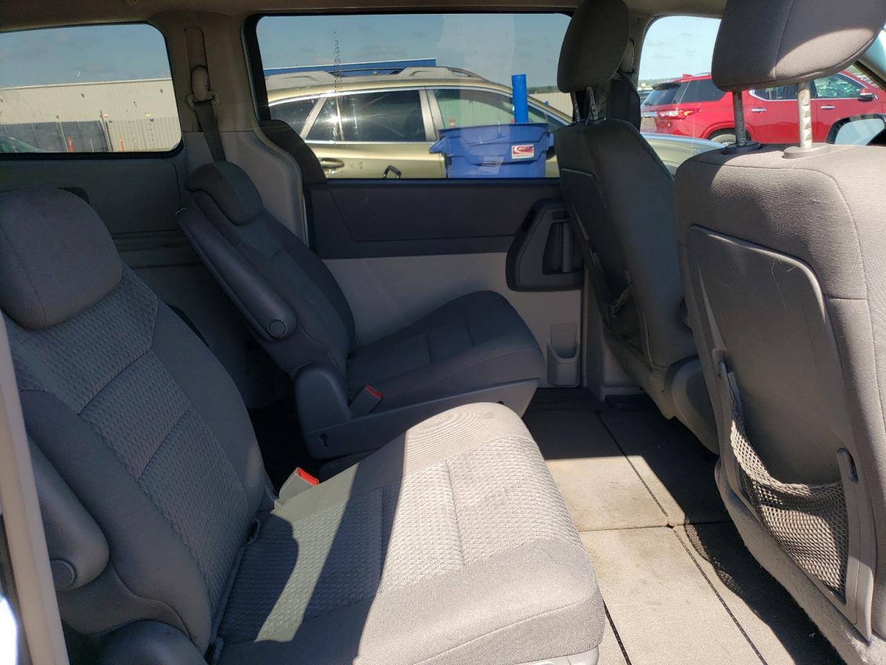 2A8HR541X9R563125 2009 Chrysler Town & Country Touring