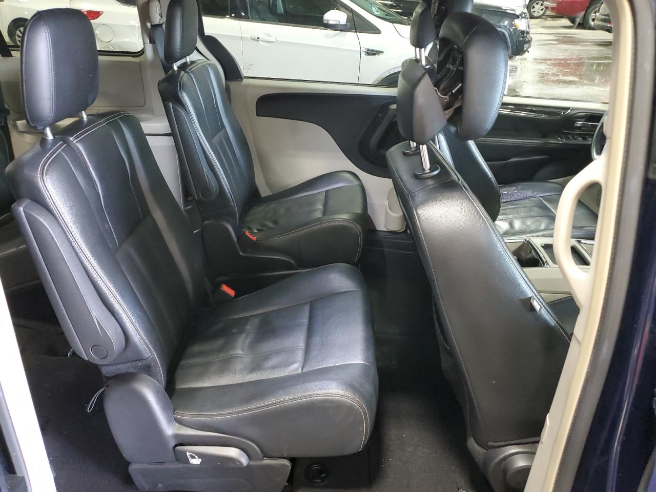 2C4RC1BG2GR128609 2016 Chrysler Town & Country Touring