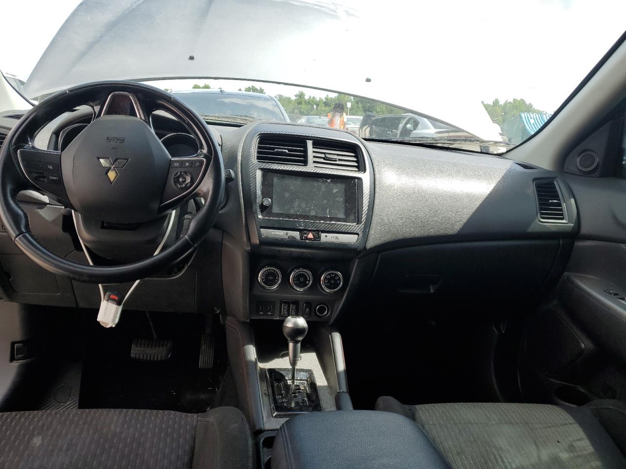 JA4AP4AU5KU006827 2019 Mitsubishi Outlander Sport Se