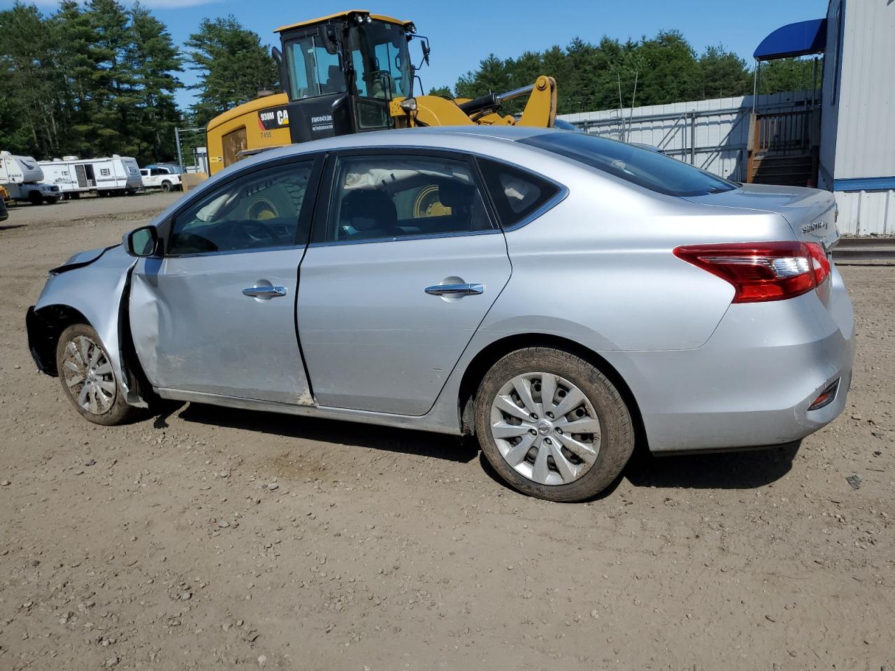 2018 Nissan Sentra S vin: 3N1AB7AP4JY203003