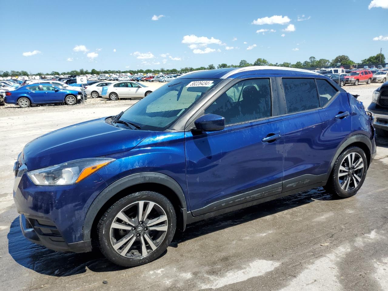 NISSAN KICKS S