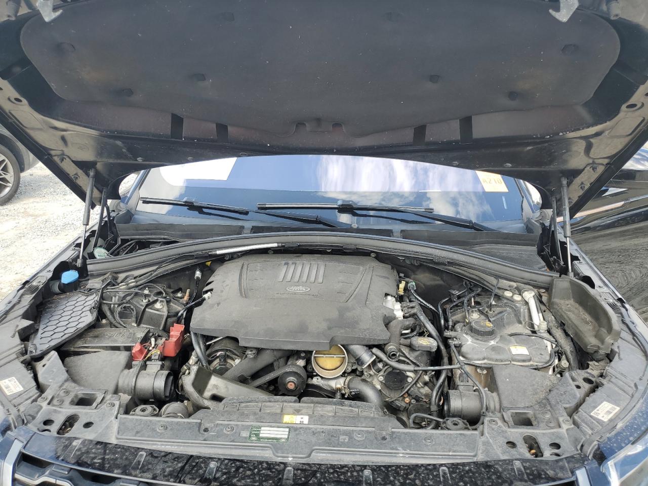 SALYL2FV5KA211855 2019 Land Rover Range Rover Velar R-Dynamic Se