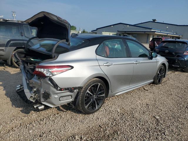 VIN 4T1B61HK1KU171527 2019 Toyota Camry, Xse no.3