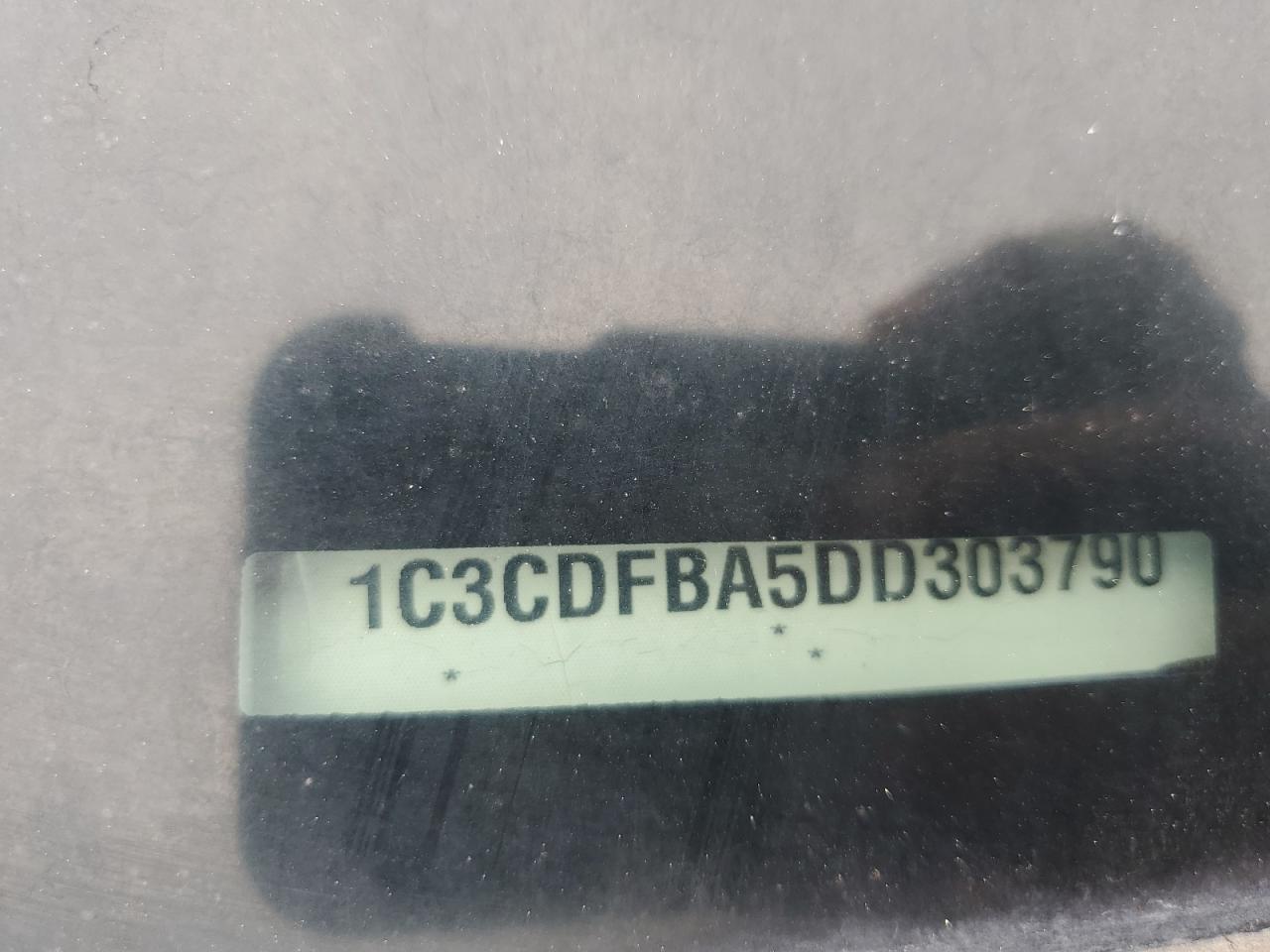 1C3CDFBA5DD303790 2013 Dodge Dart Sxt