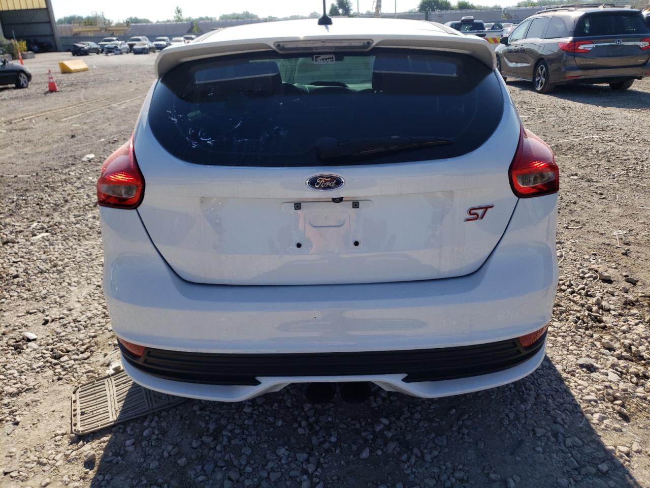 1FADP3L9XGL266696 2016 Ford Focus St