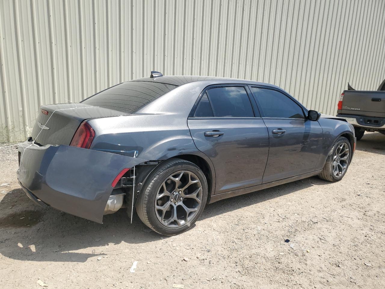 2C3CCABG6GH278111 2016 Chrysler 300 S