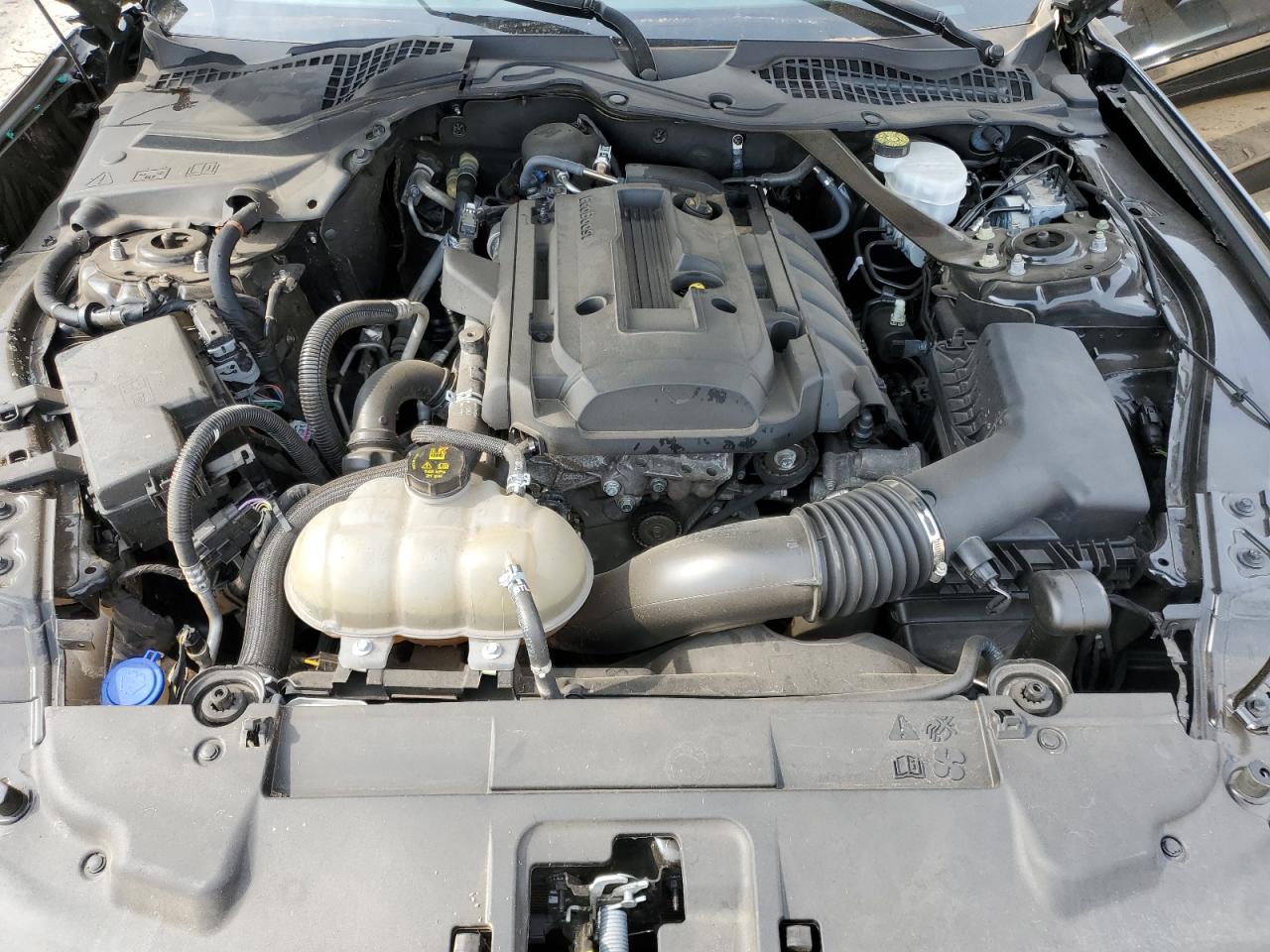 1FATP8UH4L5131744 2020 Ford Mustang