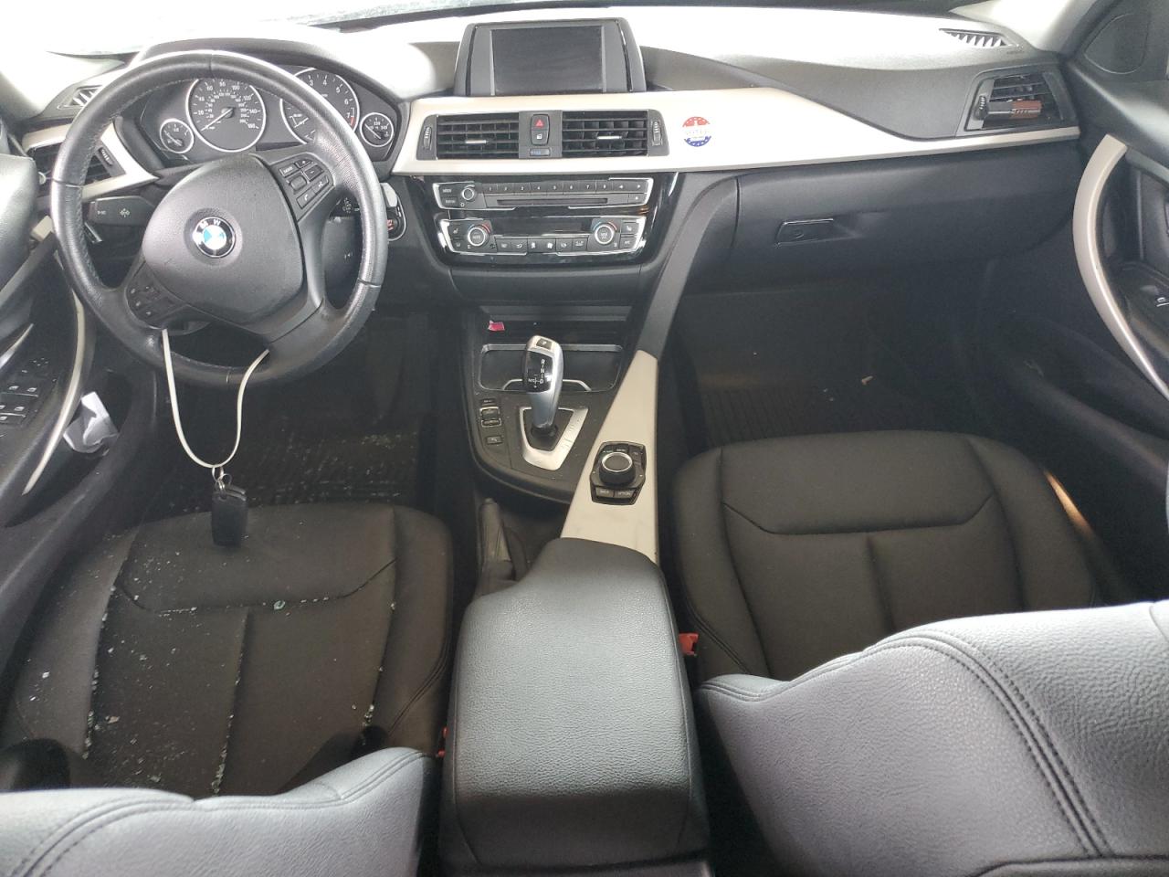 WBA8A9C37HK864535 2017 BMW 320 I