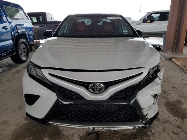 VIN 4T1B61HK1KU274575 2019 Toyota Camry, Xse no.5