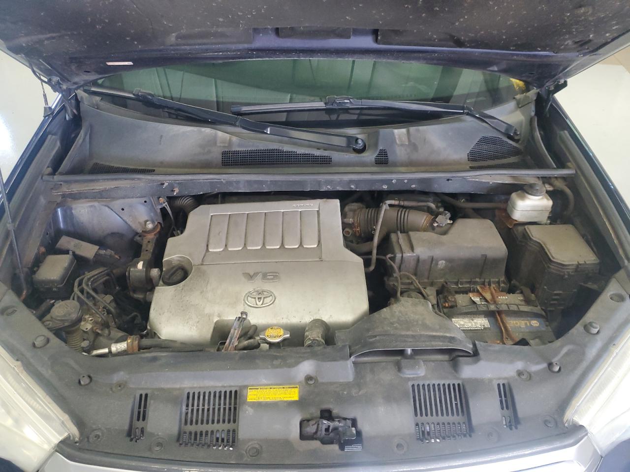 5TDBK3EH0CS117744 2012 Toyota Highlander Base