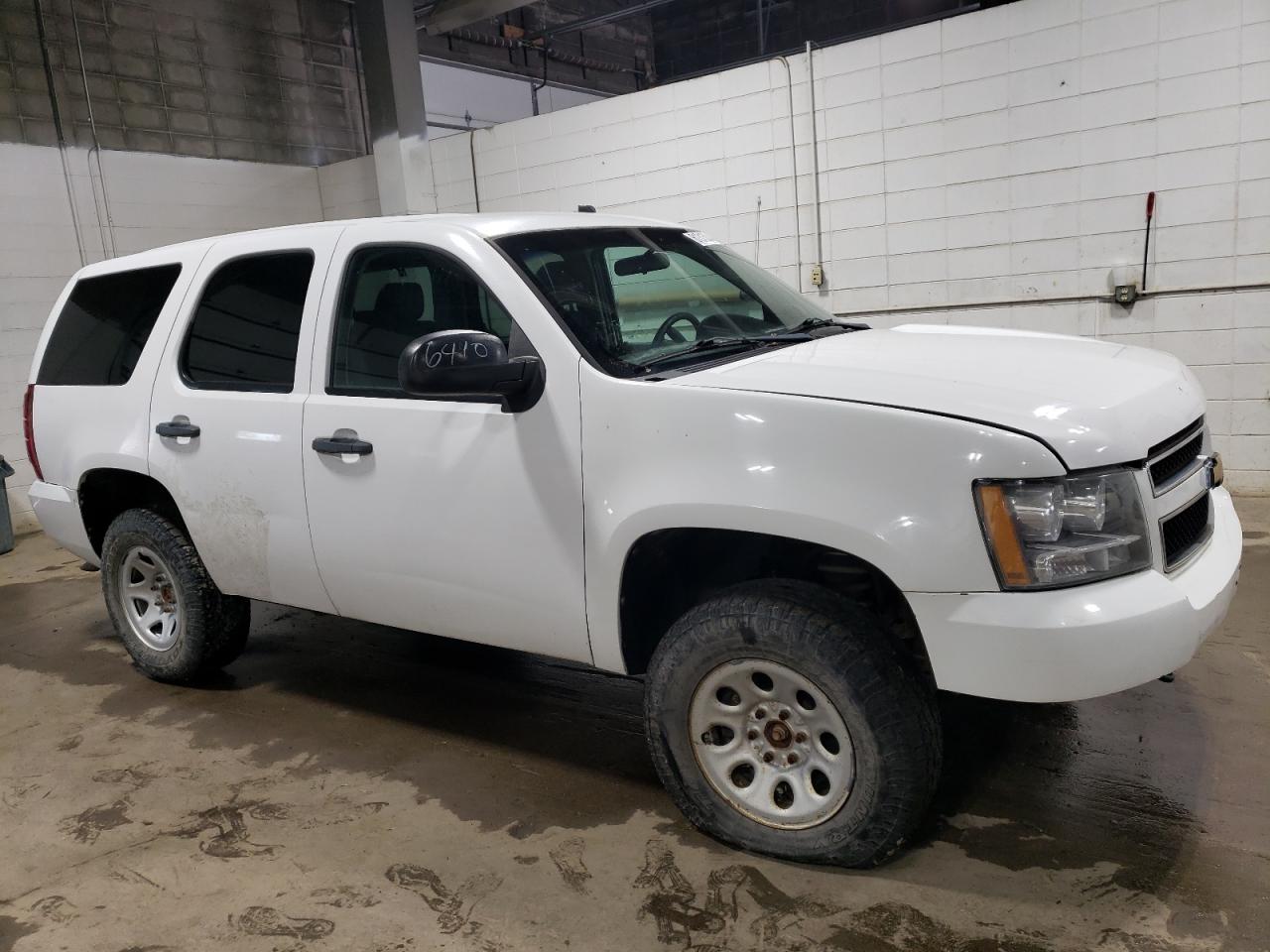 1GNSK2E01DR127128 2013 Chevrolet Tahoe Special