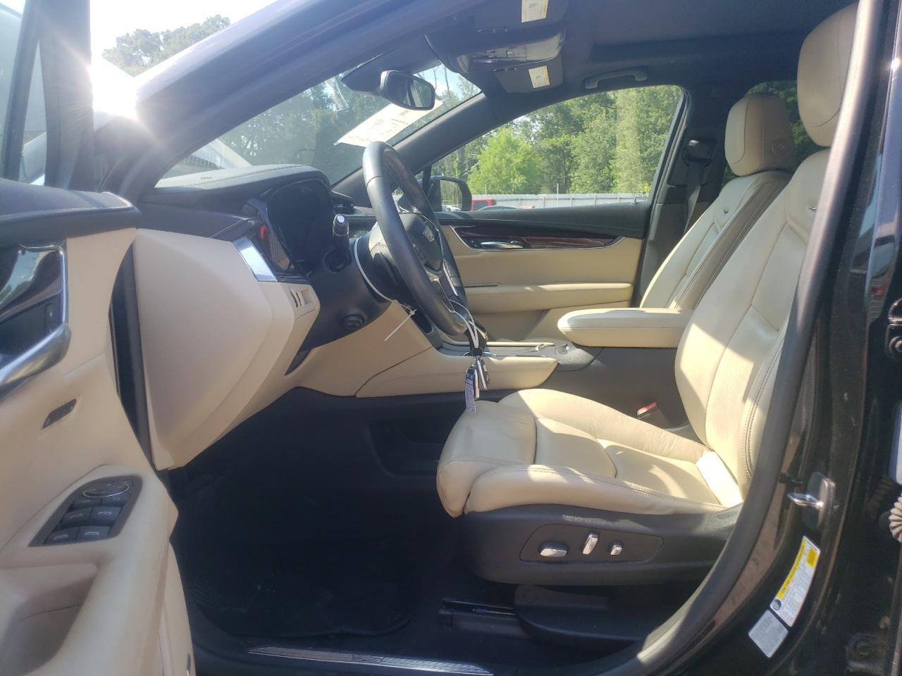 1GYKNBRS4HZ304945 2017 Cadillac Xt5 Luxury