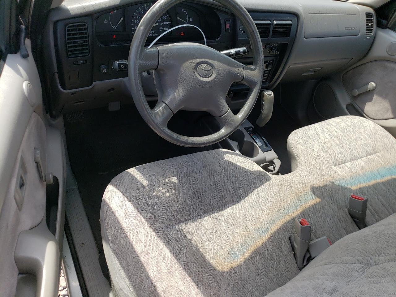 5TENL42N71Z773174 2001 Toyota Tacoma