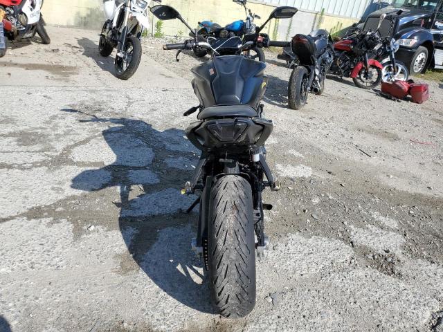 2022 YAMAHA MOTORCYCLE JYARM32E0NA006013