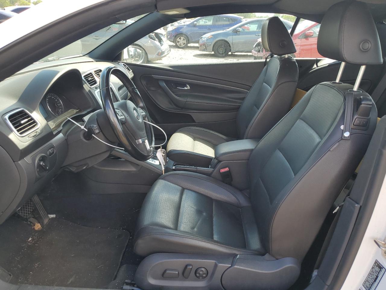 WVWBA7AHXBV001178 2011 Volkswagen Eos Komfort