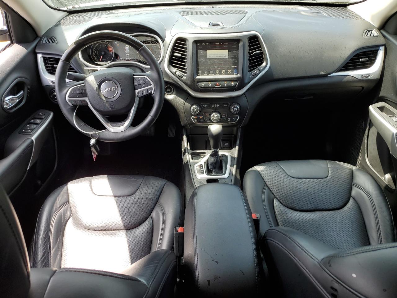 1C4PJLJS4HW549058 2017 Jeep Cherokee Overland