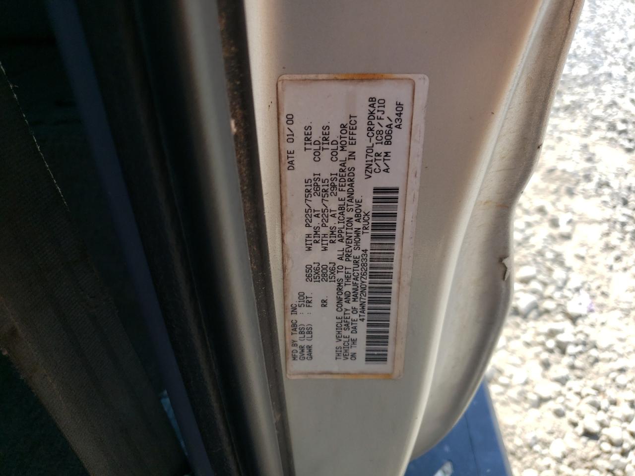 4TAWN72N0YZ628334 2000 Toyota Tacoma Xtracab