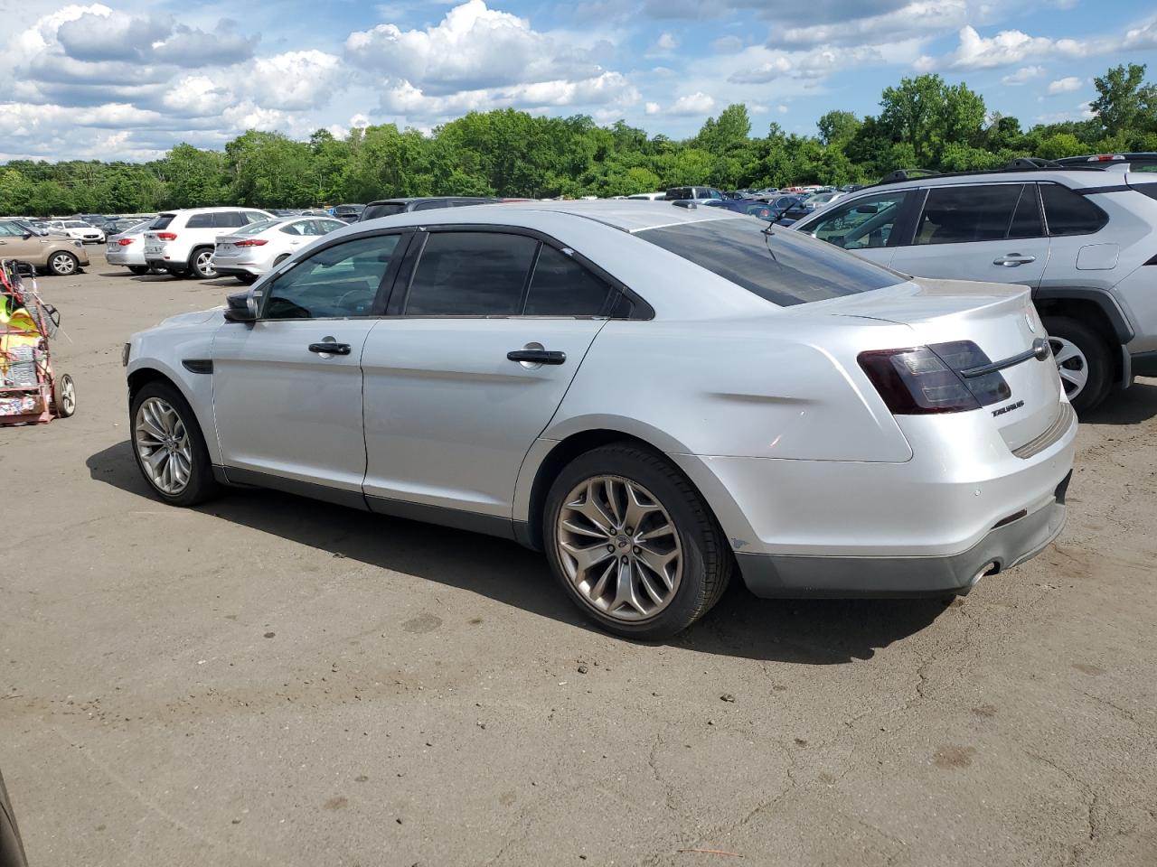 1FAHP2F89DG103329 2013 Ford Taurus Limited