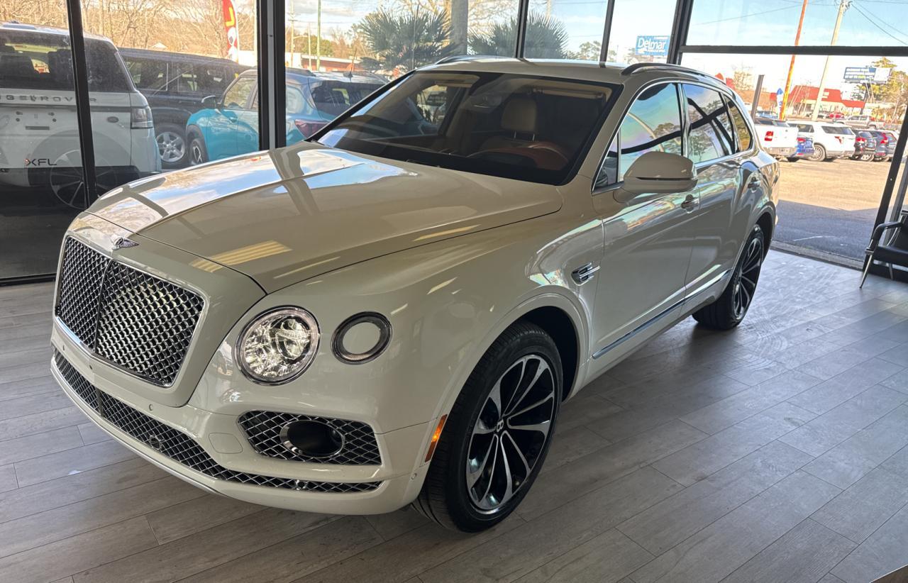 SJAAC2ZV7HC013460 2017 Bentley Bentayga