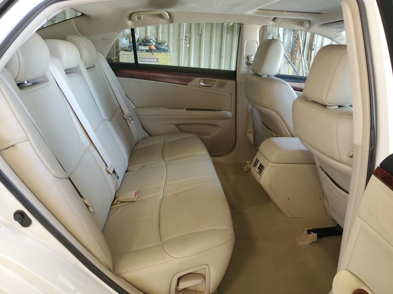 4T1BK3DB9BU382598 2011 Toyota Avalon Base