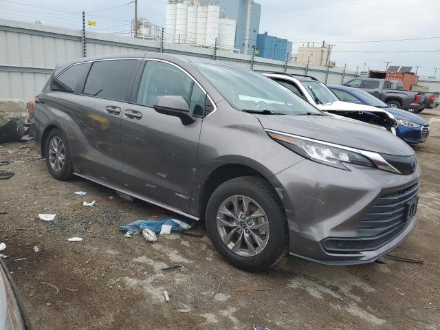 2021 TOYOTA SIENNA LE - 5TDKSKFC5MS019274