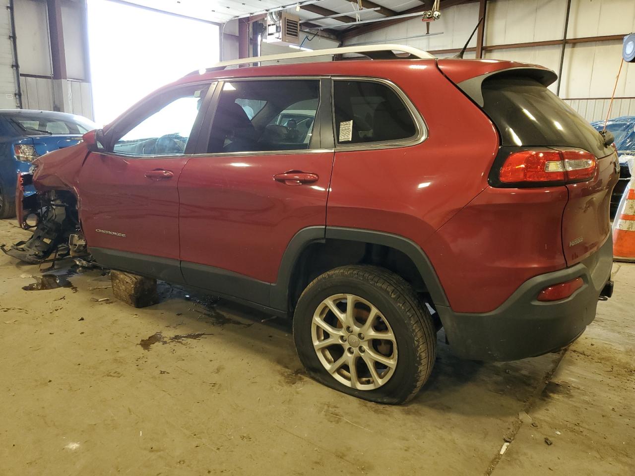 2014 Jeep Cherokee Latitude vin: 1C4PJLCB0EW232046