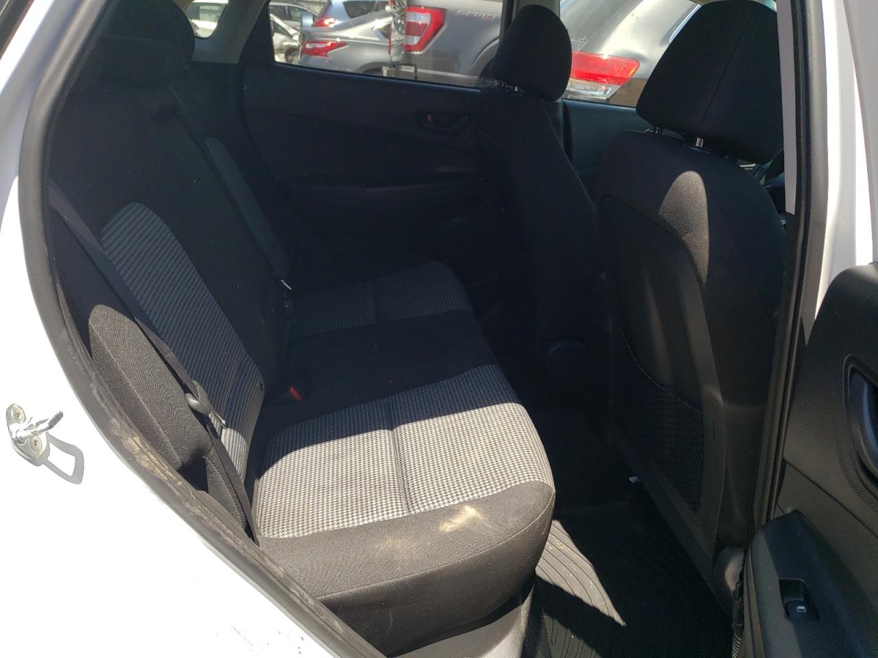 KM8K6CAA3KU334059 2019 Hyundai Kona Sel