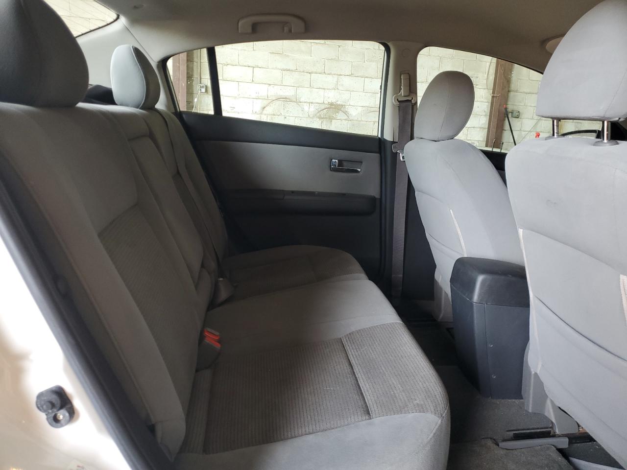 3N1AB6AP2AL729086 2010 Nissan Sentra 2.0