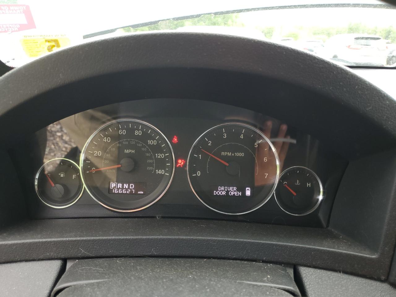 1J8HR48N38C220767 2008 Jeep Grand Cherokee Laredo