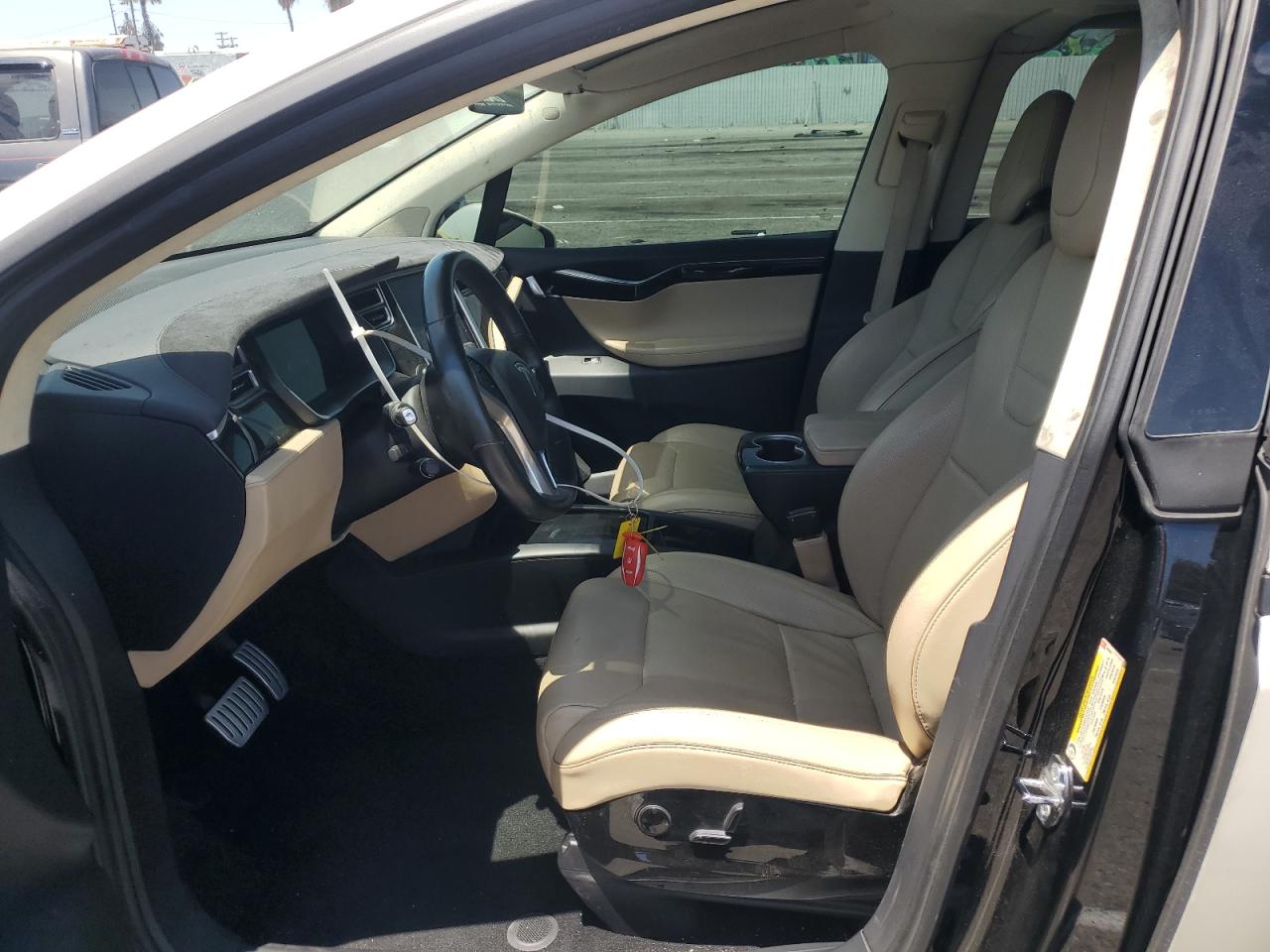 5YJXCDE45GF026484 2016 Tesla Model X