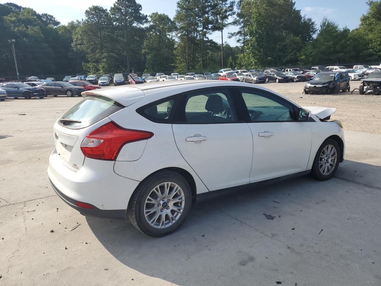 2012 Ford Focus Se vin: 1FAHP3K29CL372881