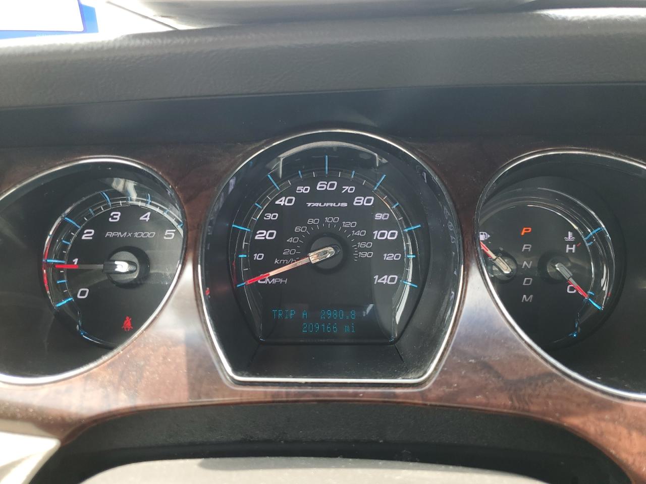 1FAHP2FW8CG101147 2012 Ford Taurus Limited