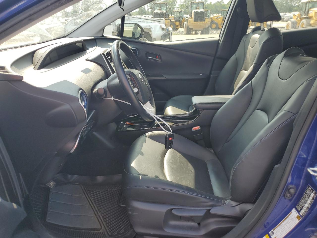 JTDKARFU6J3549917 2018 Toyota Prius