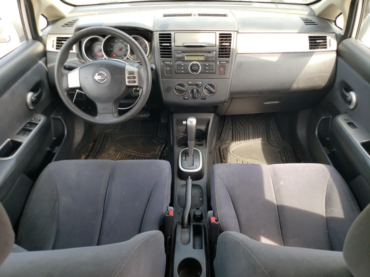 3N1BC13E49L374675 2009 Nissan Versa S