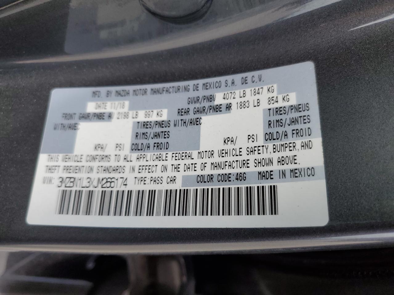 3MZBN1L3XJM266174 2018 Mazda 3 Touring
