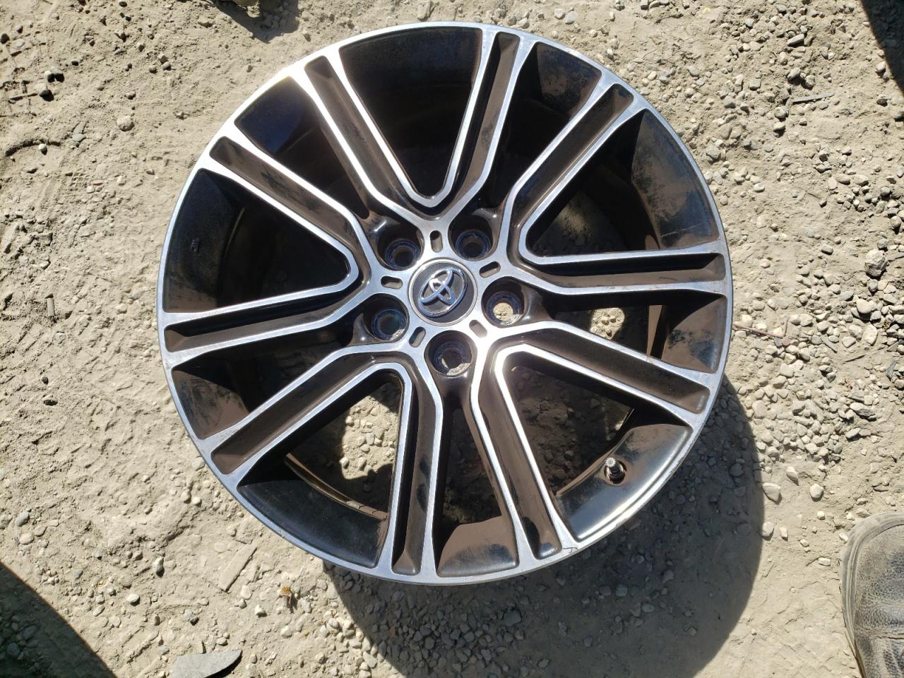 4T1BK1EB7FU138702 2015 Toyota Avalon Xle