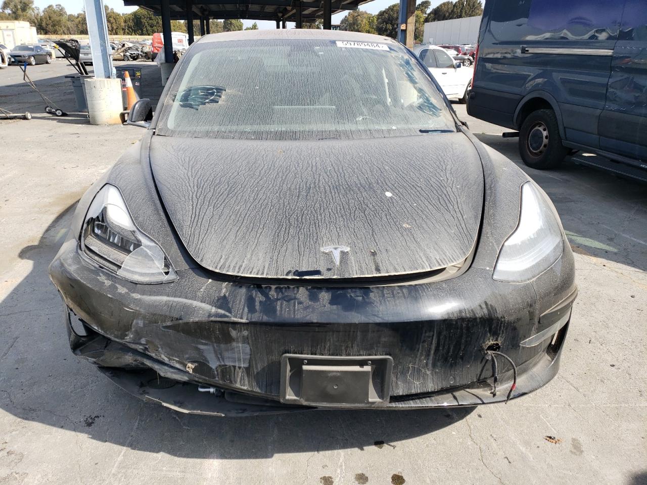 2019 Tesla Model 3 vin: 5YJ3E1EAXKF190092