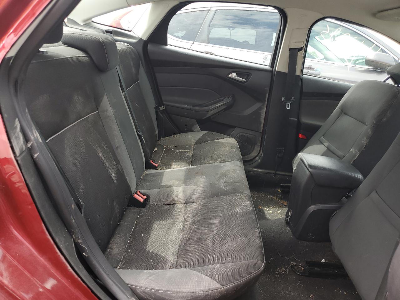 1FADP3F27EL411995 2014 Ford Focus Se